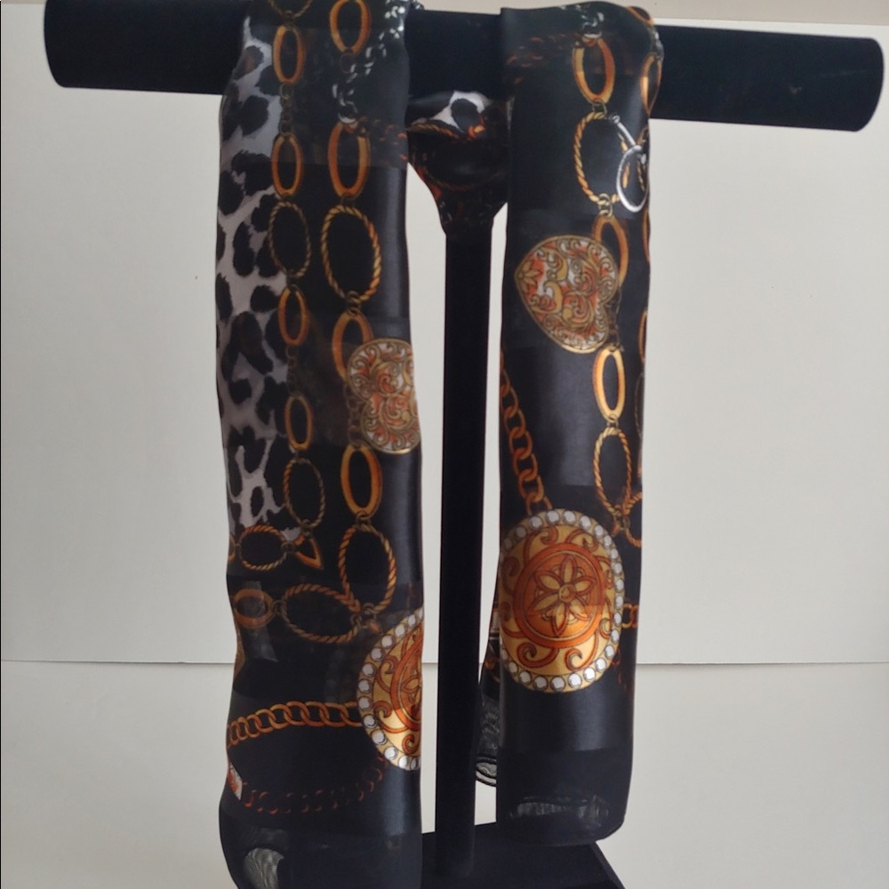 Fancy Patterned Scarfs...